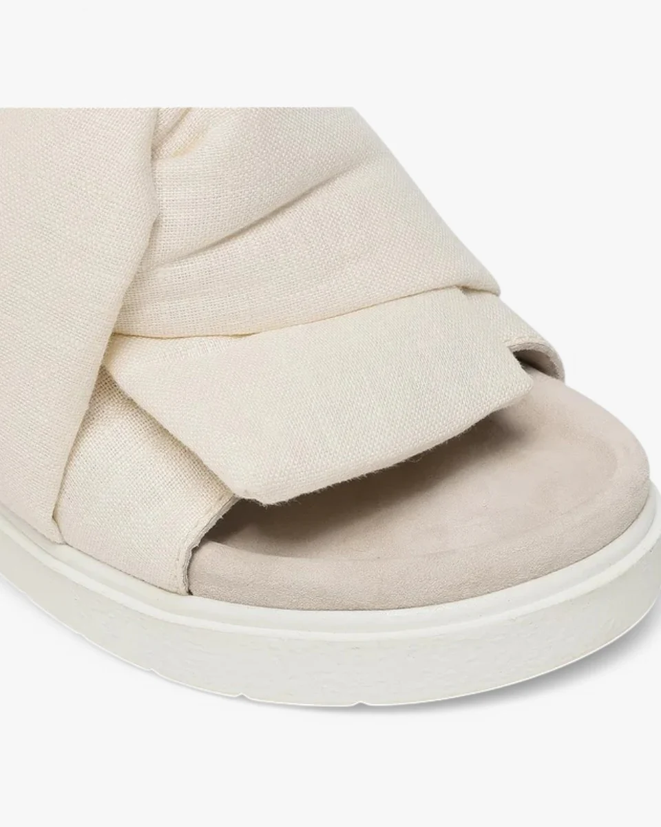 Inuikii Klapki Oversized Linen Knot Off White - Image 5