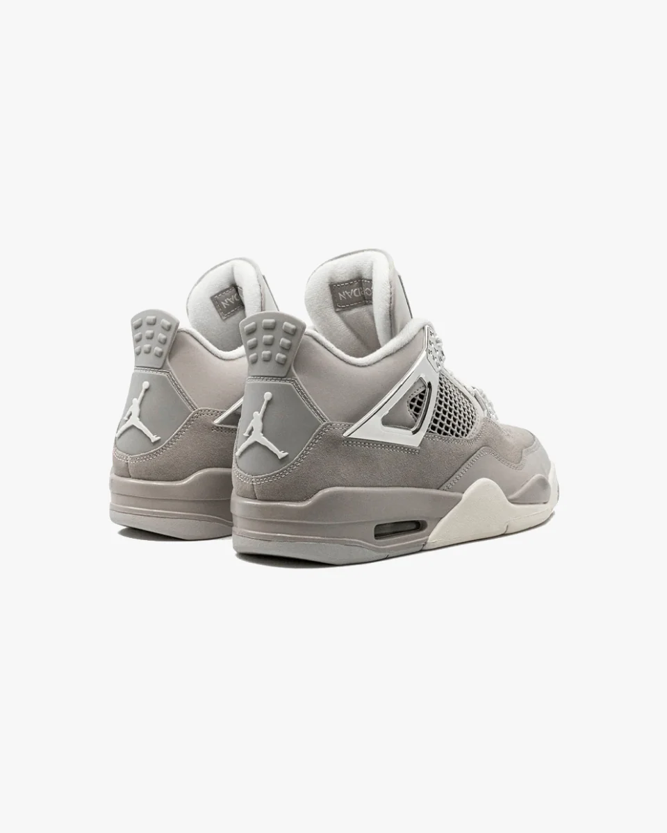 Air Jordan 4 Retro Frozen Moments - Image 3