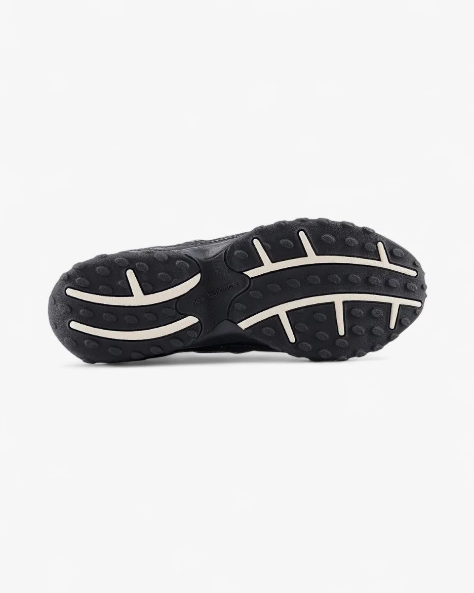 New Balance 204L Black Timberwolf - Image 4
