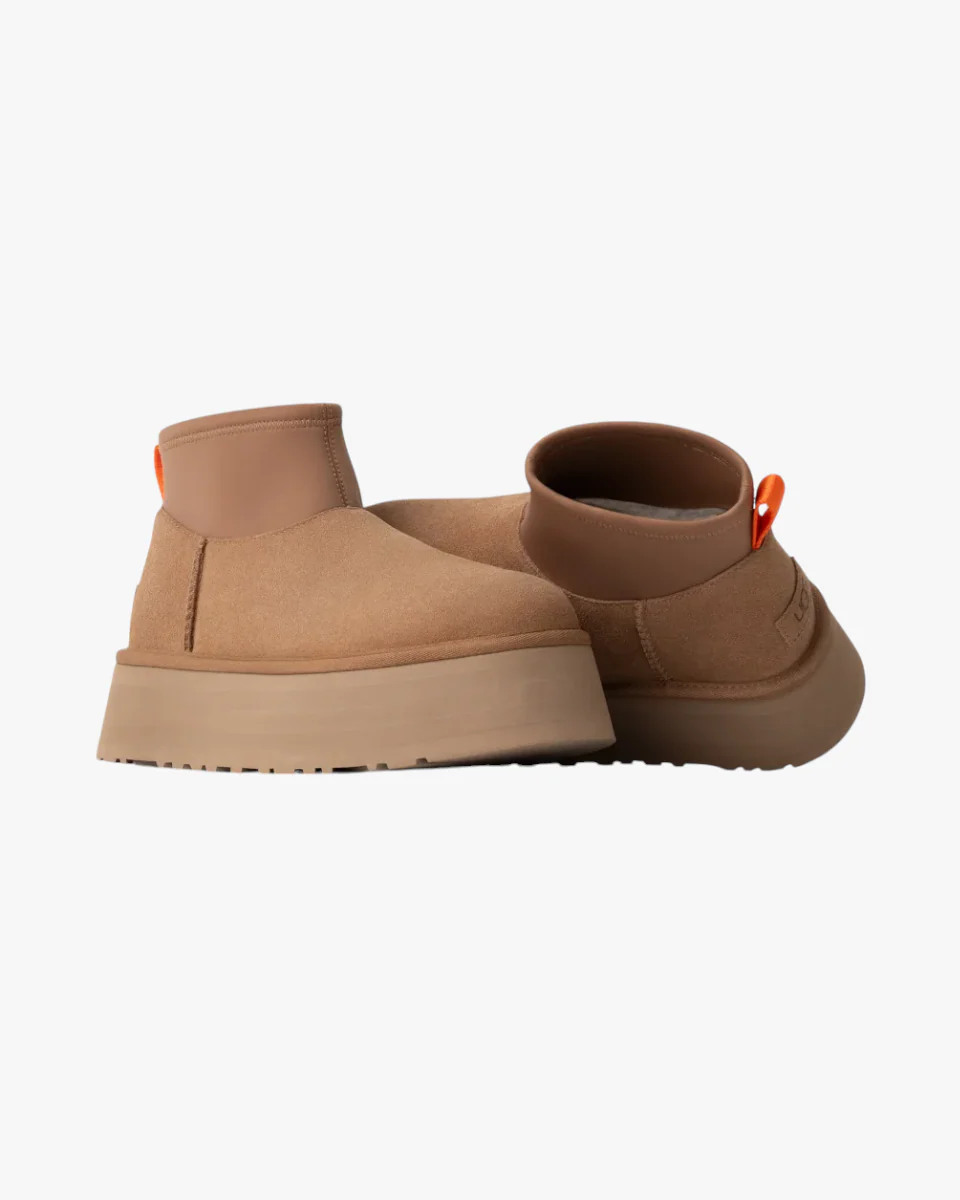 UGG Classic Mini Dipper Boot Chestnut - Image 2